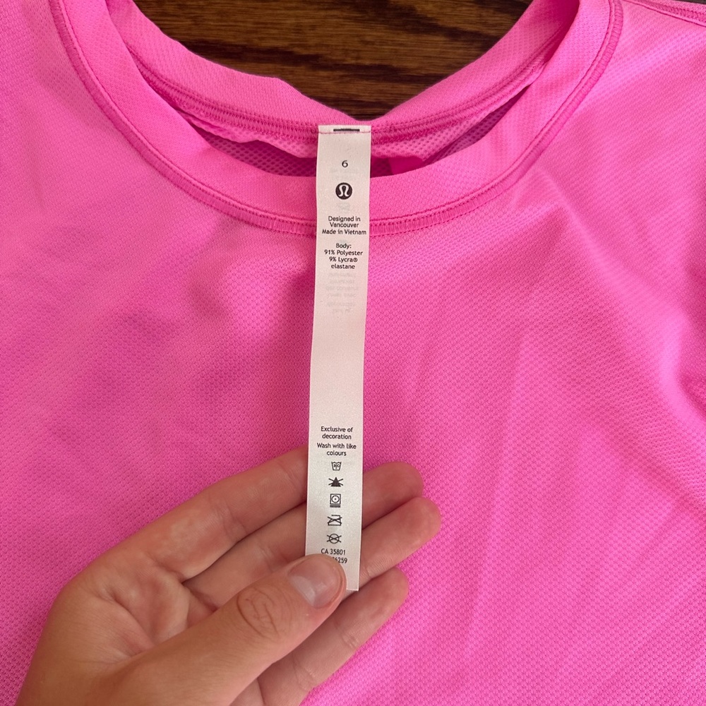 lululemon bright pink size 6 short sleeve t shirt